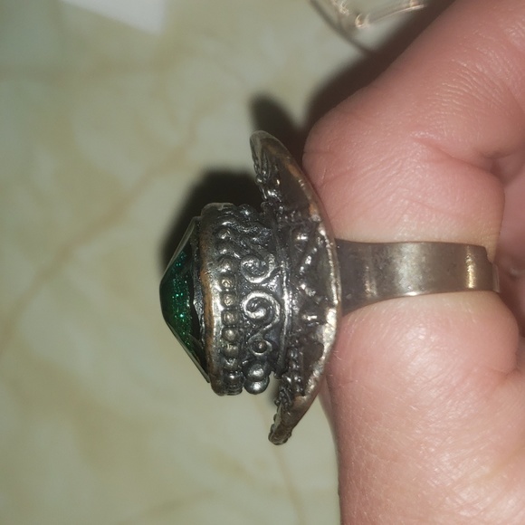 Magic costume ring - Picture 2 of 5